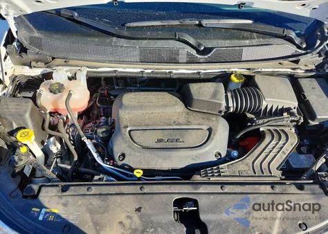 2024 Chrysler Pacifica Touring L z USA, uszkodzony, nr VIN 2C4RC1BG0RR102108